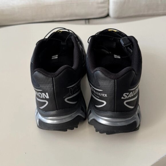 Salomon XT-6 GORE-TEX Low Top Athletic Sneakers